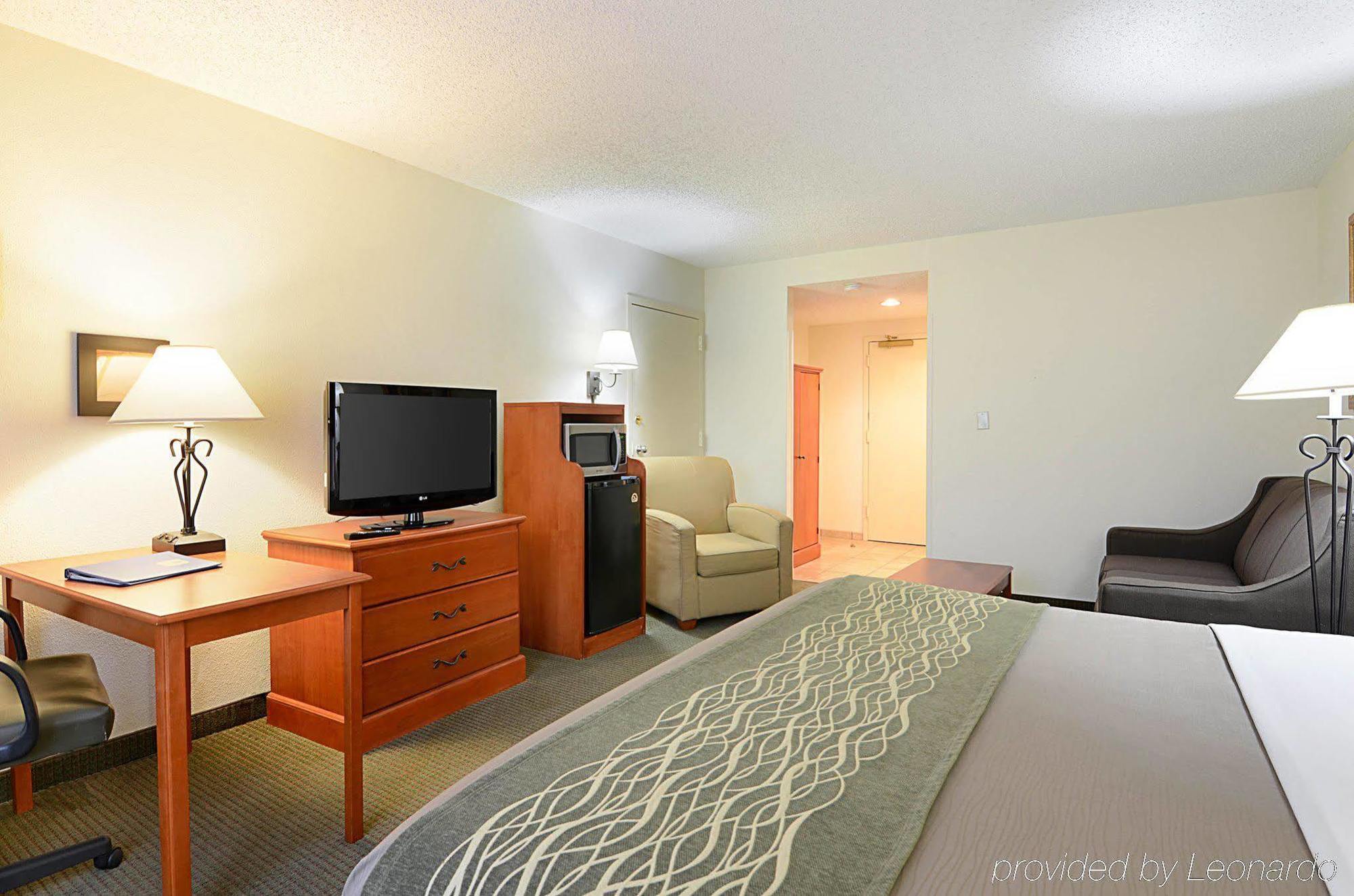 Fairfield Inn & Suites By Marriott Alexandria West/Mark Center Ngoại thất bức ảnh