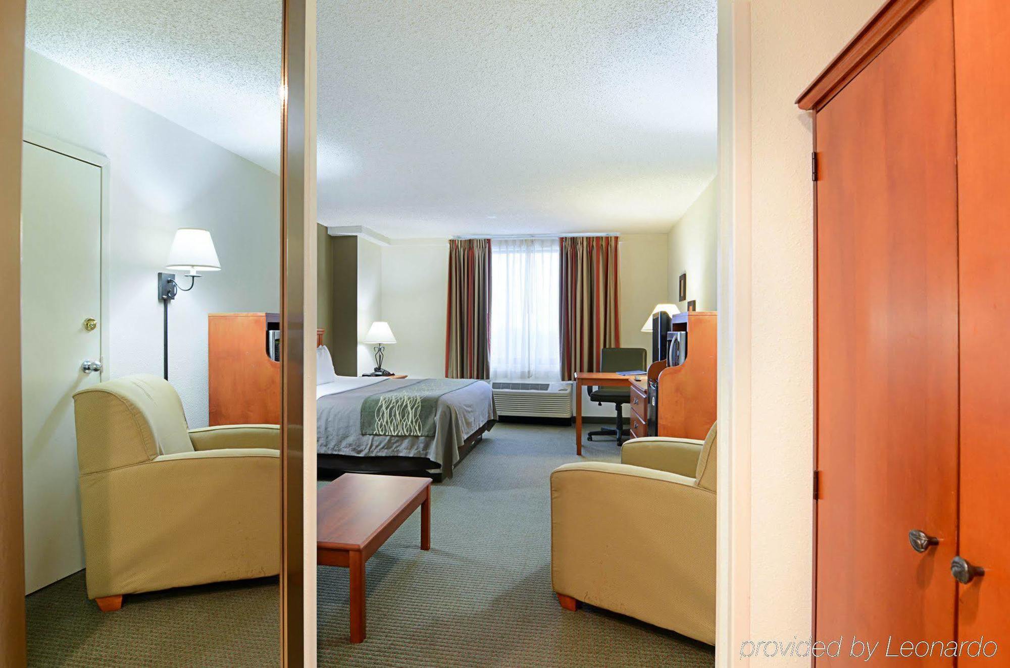 Fairfield Inn & Suites By Marriott Alexandria West/Mark Center Ngoại thất bức ảnh