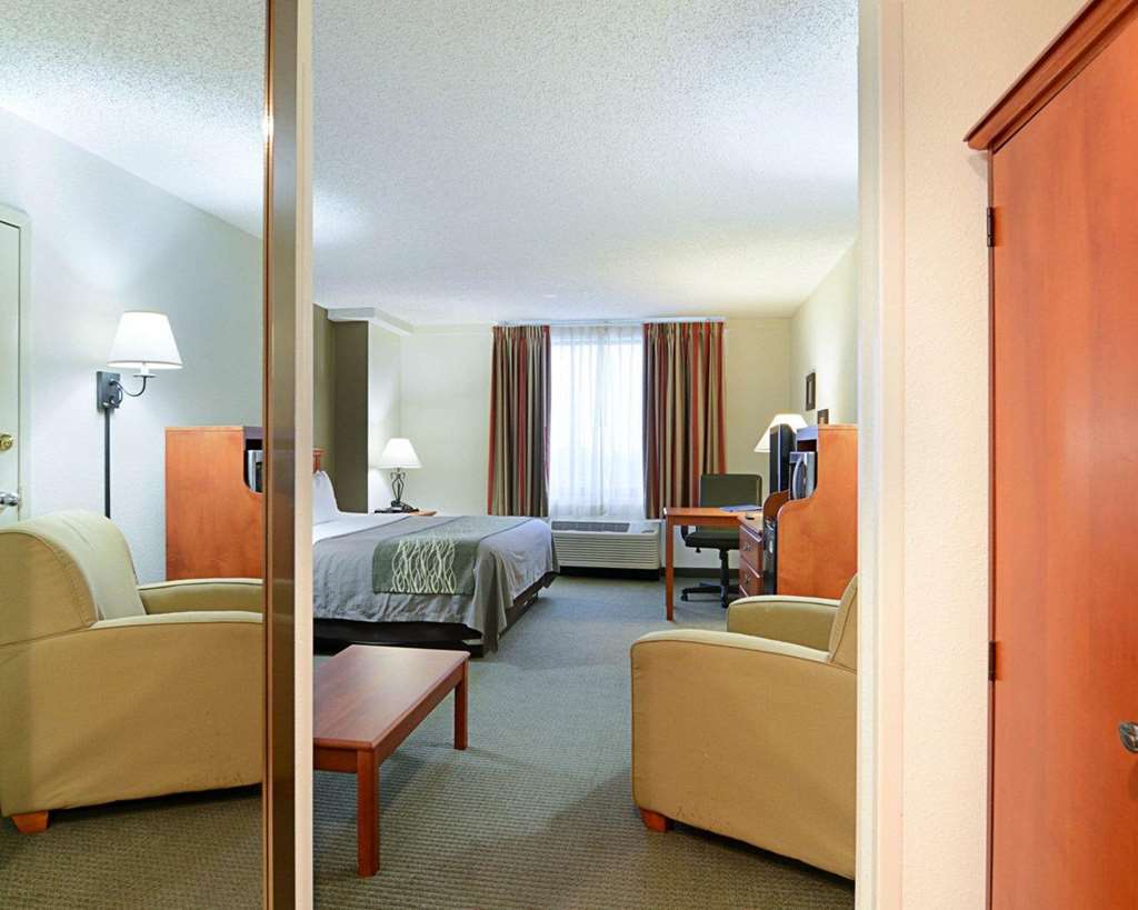 Fairfield Inn & Suites By Marriott Alexandria West/Mark Center Ngoại thất bức ảnh